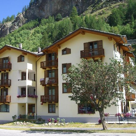 Residence Les Nigritelles Cogne Buitenkant foto